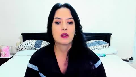 Snapshot of katarina_synnn chatting on 18, 10, 2025 kata online show from 18, 10, 2025