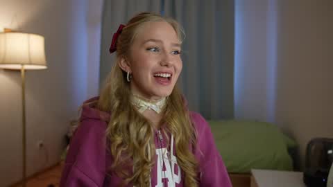 Snapshot of katcontrol chatting on 25, 12, 2024 katcontrol online show from 25, 12, 2024