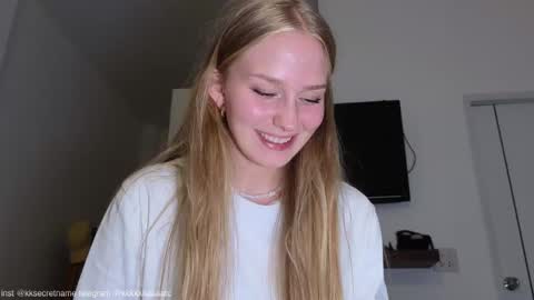 Snapshot of katcontrol chatting on 28, 10, 2025 katcontrol online show from 28, 10, 2025