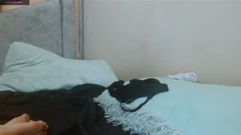 Snapshot of kate_davies chatting on 6, 2, 2025 kate online show from 6, 2, 2025