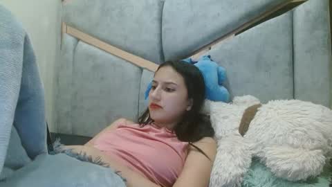 Snapshot of kate_davies chatting on 7, 2, 2025 kate online show from 7, 2, 2025