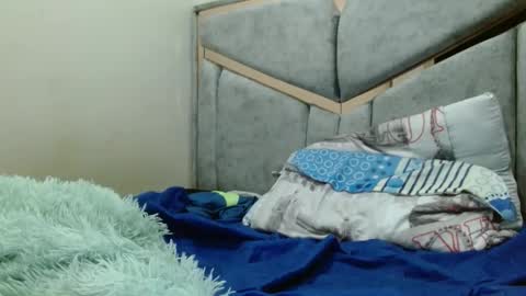 Snapshot of kate_davies chatting on 28, 2, 2025 kate online show from 28, 2, 2025