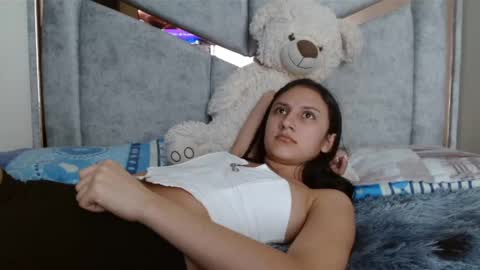 Snapshot of kate_davies chatting on 11, 3, 2025 kate online show from 11, 3, 2025