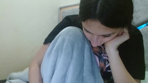 Snapshot of kate_davies chatting on 22, 10, 2025 kate online show from 22, 10, 2025