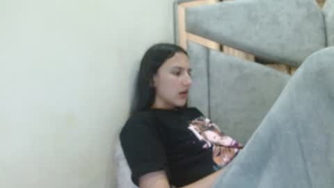 Snapshot of kate_davies chatting on 27, 10, 2025 kate online show from 27, 10, 2025