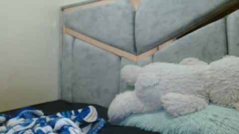 Snapshot of kate_davies chatting on 29, 10, 2025 kate online show from 29, 10, 2025