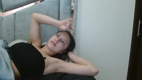 Snapshot of kate_davies chatting on 13, 11, 2025 kate online show from 13, 11, 2025