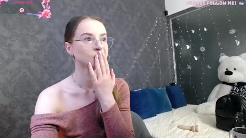 Snapshot of kate_jonson chatting on 2, 6, 2026 .Be kind and gentle with me and I will do my best for you. online show from 2, 6, 2026
