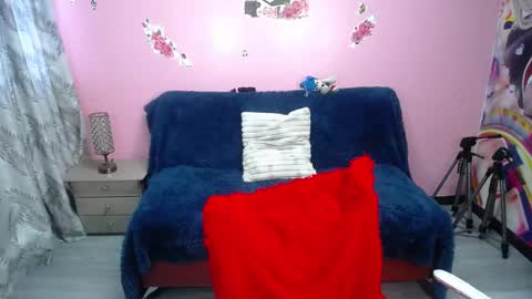 Snapshot of kate_lawrence_ chatting on 10, 12, 2024 kate_lawrence_ online show from 10, 12, 2024