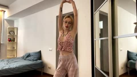 Snapshot of kate_mikki chatting on 6, 3, 2026 kate_mikki online show from 6, 3, 2026
