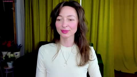 Snapshot of kate_millersi chatting on 16, 4, 2026 Kare online show from 16, 4, 2026