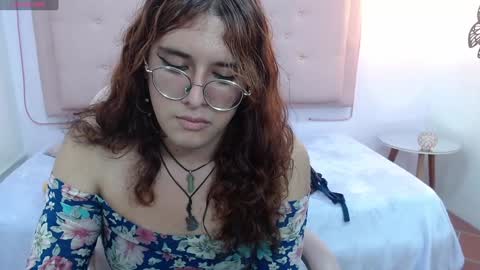 Snapshot of kate_pickman chatting on 19, 1, 2025 kate online show from 19, 1, 2025