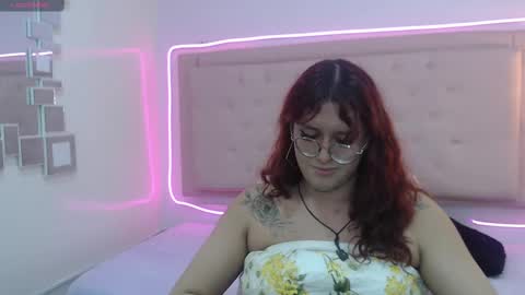 Snapshot of kate_pickman chatting on 4, 3, 2025 kate online show from 4, 3, 2025