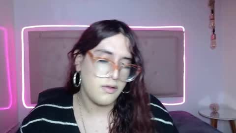 Snapshot of kate_pickman chatting on 8, 10, 2025 kate online show from 8, 10, 2025
