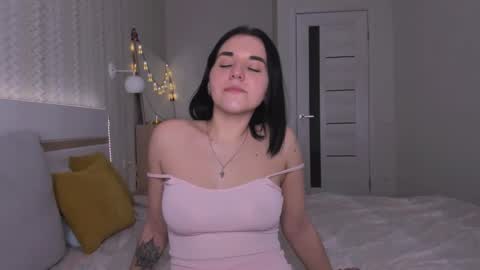 Snapshot of kate_ree_ chatting on 9, 1, 2025 KATE online show from 9, 1, 2025