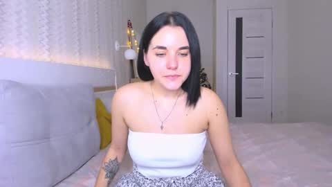 Snapshot of kate_ree_ chatting on 11, 1, 2025 KATE online show from 11, 1, 2025