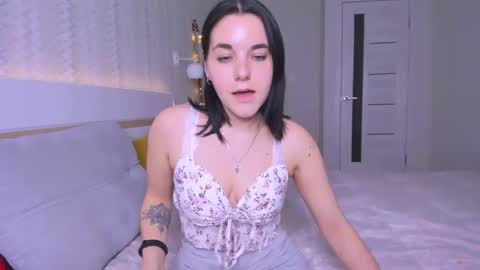 Snapshot of kate_ree_ chatting on 23, 2, 2025 KATE online show from 23, 2, 2025