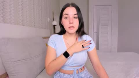 Snapshot of kate_ree_ chatting on 25, 10, 2025 KATE online show from 25, 10, 2025