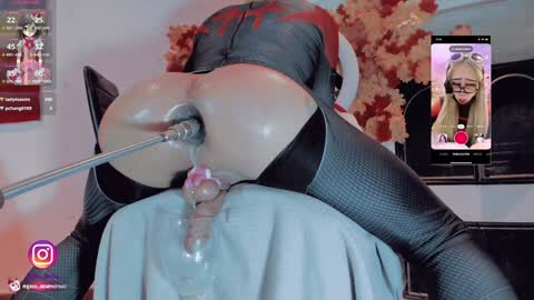 kate the pink girl online show from 5, 1, 2025