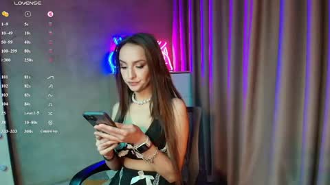 Snapshot of kateample chatting on 18, 5, 2026 kateample online show from 18, 5, 2026