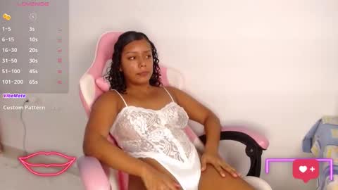 Snapshot of katediaz_ chatting on 15, 11, 2025 Kate Diaz online show from 15, 11, 2025