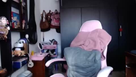 Kateeen18 online show from 22, 12, 2025