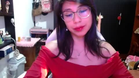 Kateeen18 online show from 22, 7, 2026