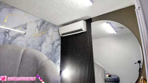 Im Katherine but call me Kate  online show from 29, 12, 2024