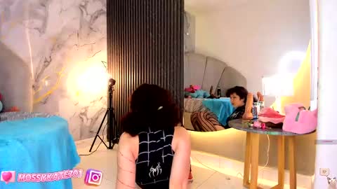 Im Katherine but call me Kate  online show from 20, 2, 2025