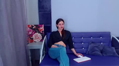 Snapshot of katerinarx chatting on 27, 11, 2025 KaterinaRX online show from 27, 11, 2025