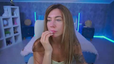 Snapshot of kateshanny chatting on 23, 6, 2026 Kate online show from 23, 6, 2026