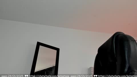 love meeee online show from 24, 1, 2025