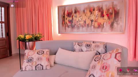 K A T E  online show from 1, 3, 2025