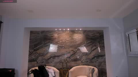 Snapshot of katesunder chatting on 19, 4, 2026 K A T E online show from 19, 4, 2026