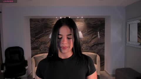 Snapshot of katesunder chatting on 22, 4, 2026 K A T E online show from 22, 4, 2026