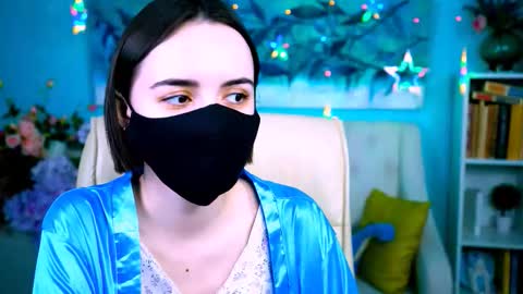 katewillows online show from 26, 3, 2026