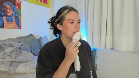 Snapshot of katheerine chatting on 16, 3, 2026 Katherine online show from 16, 3, 2026