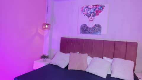 Snapshot of katherin_smith_ chatting on 22, 10, 2025 kathe online show from 22, 10, 2025