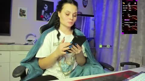 Snapshot of kathiekat chatting on 5, 3, 2025 Kathie online show from 5, 3, 2025