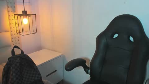 Snapshot of kathy_naughty1 chatting on 18, 12, 2024 Khaty online show from 18, 12, 2024