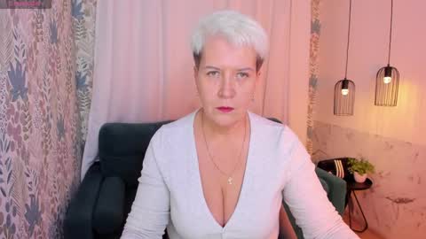 Snapshot of kathy_sunn chatting on 14, 4, 2026 Kathy online show from 14, 4, 2026