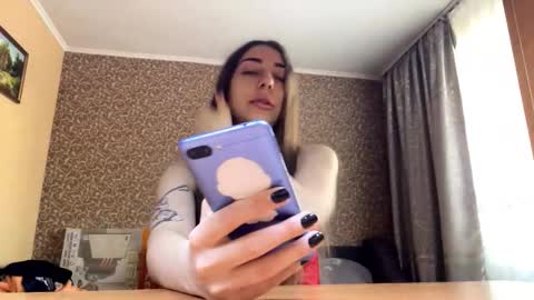 Snapshot of kathyrnramnarase chatting on 23, 3, 2026 Stasy online show from 23, 3, 2026