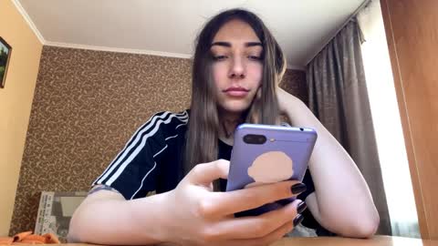 Snapshot of kathyrnramnarase chatting on 27, 3, 2026 Stasy online show from 27, 3, 2026