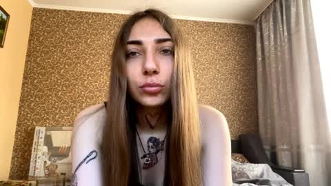 Snapshot of kathyrnramnarase chatting on 6, 4, 2026 Stasy online show from 6, 4, 2026