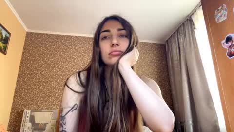 Snapshot of kathyrnramnarase chatting on 13, 4, 2026 Stasy online show from 13, 4, 2026