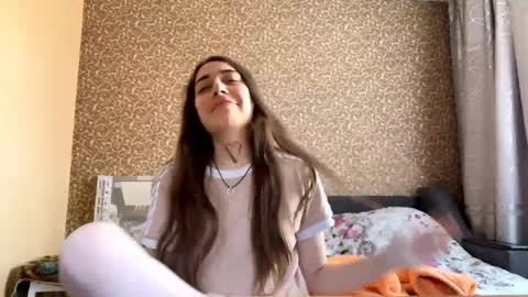 Snapshot of kathyrnramnarase chatting on 14, 4, 2026 Stasy online show from 14, 4, 2026