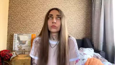 Snapshot of kathyrnramnarase chatting on 15, 4, 2026 Stasy online show from 15, 4, 2026