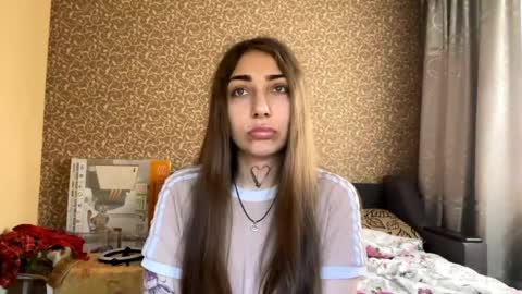 Snapshot of kathyrnramnarase chatting on 18, 4, 2026 Stasy online show from 18, 4, 2026