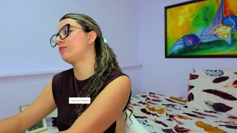 Khaterine online show from 19, 3, 2026