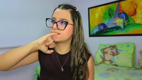 Khaterine online show from 8, 4, 2026